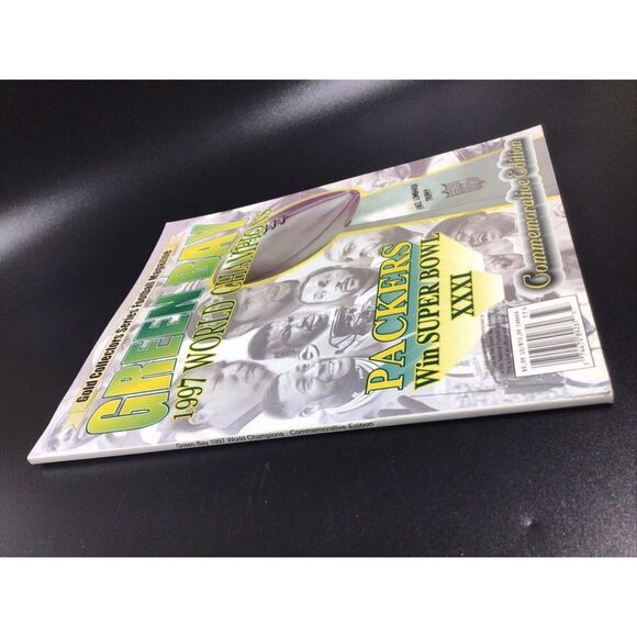 Green Bay Packers 1997 World Champions Gold Collectors Series Football Magazine - Picture 2 of 4